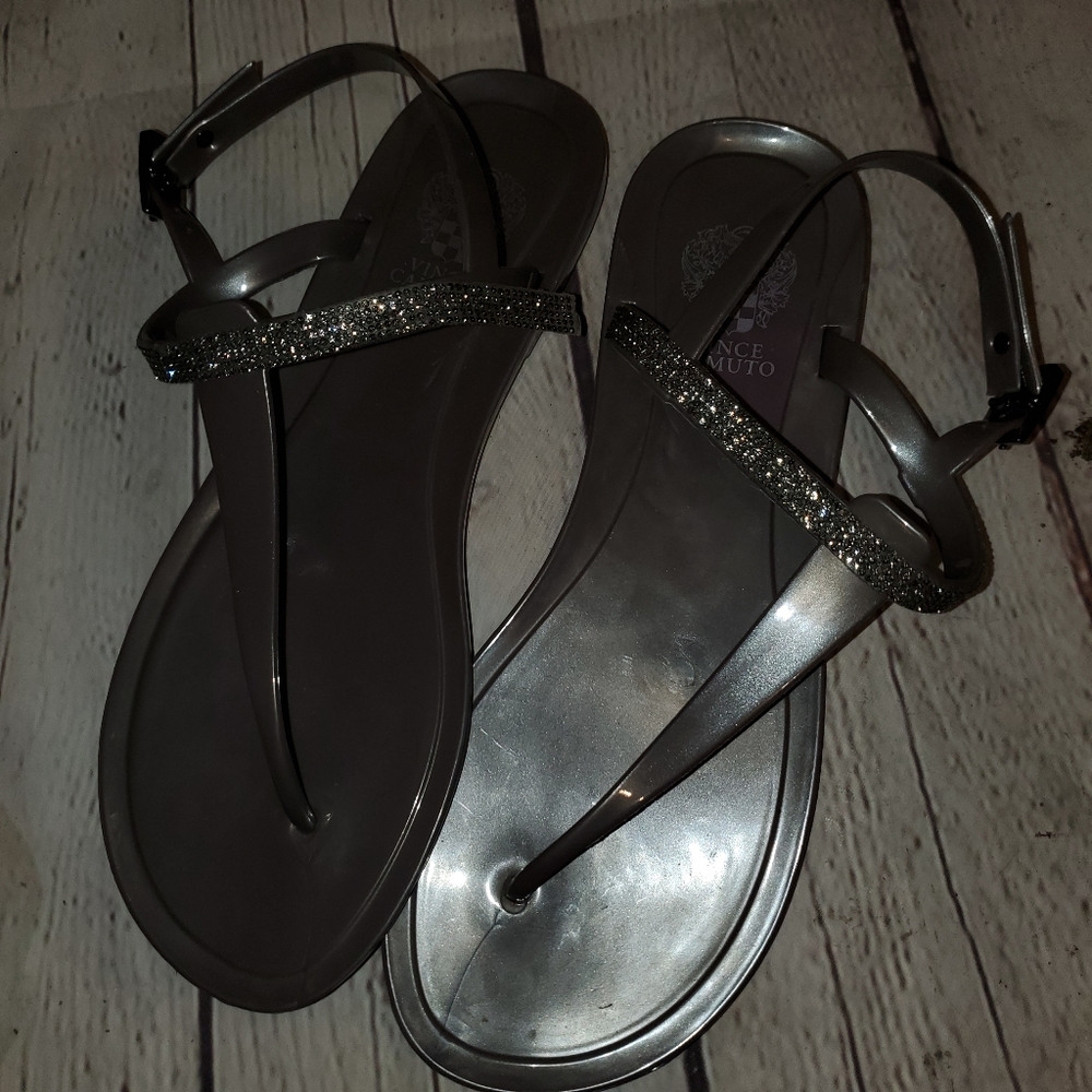 Vince Camuto Flip Flops Gray Sz 7M